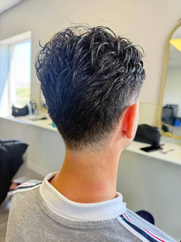 Haircuts & Styling · 10 / 12